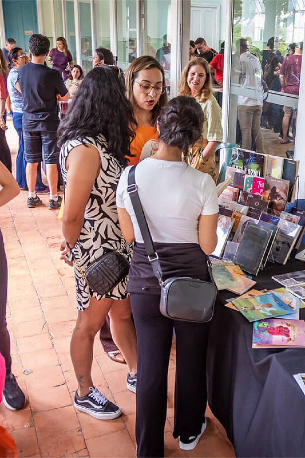 feirinha de livregrafia no parque